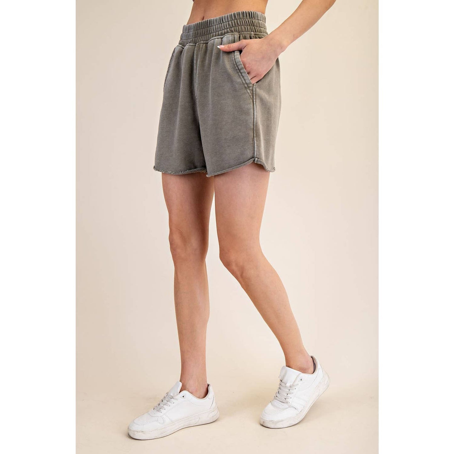 MINERAL WASHED TERRY SHORT
