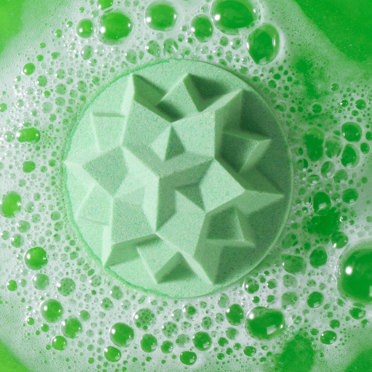 Santa Star Bomb™