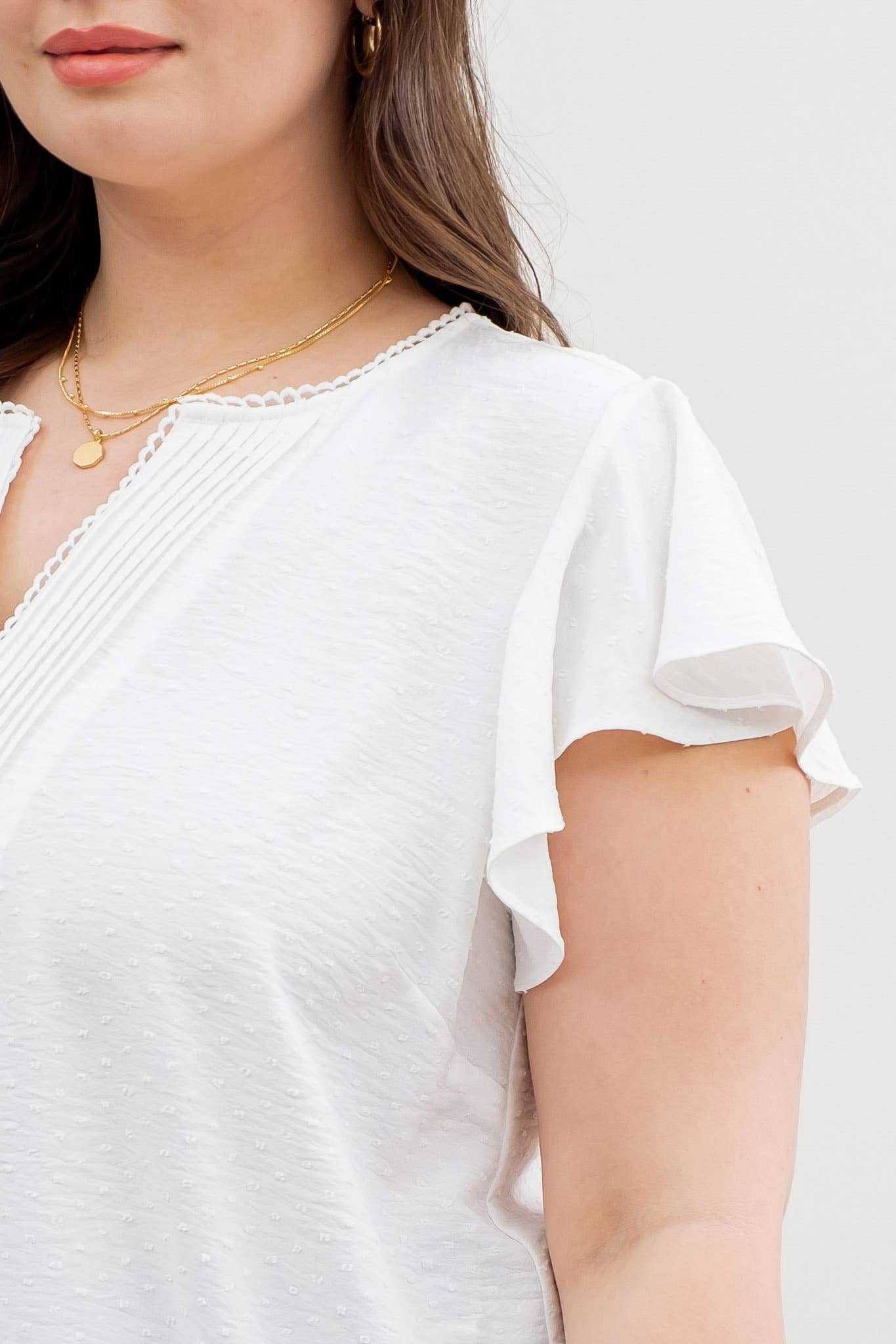 DAISY PLUS LACE EDGE SPLIT NECKLINE WOVEN TOP