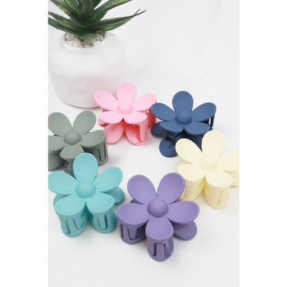 Daisy Matte Hair Claw