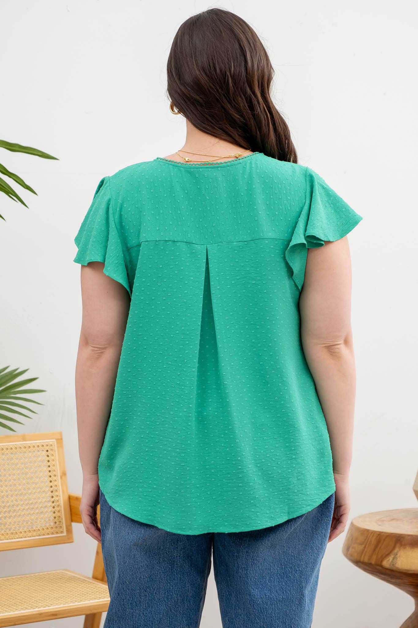 DAISY PLUS LACE EDGE SPLIT NECKLINE WOVEN TOP