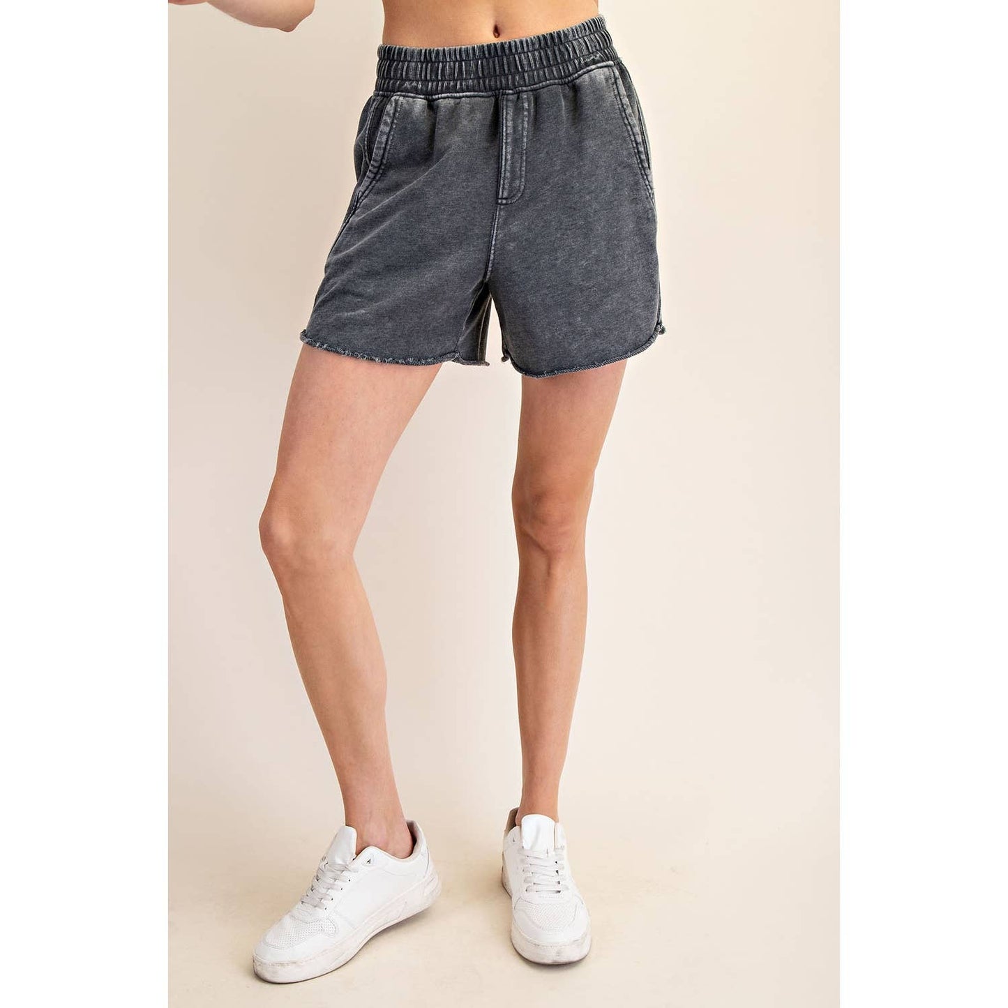 MINERAL WASHED TERRY SHORT