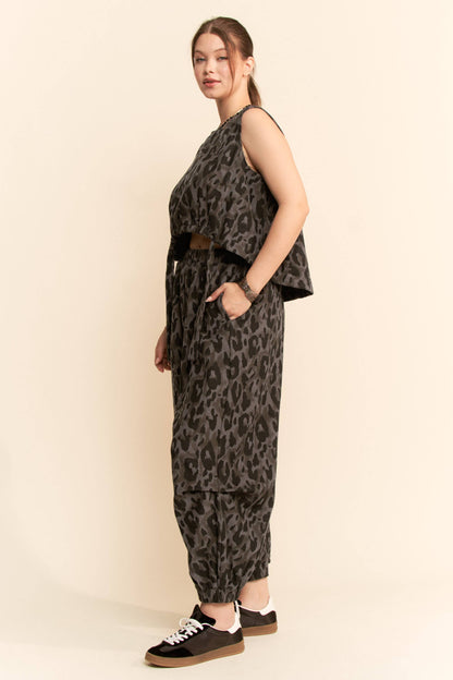 TATUM LEOPARD PRINTED SOFT KNIT CINCH TIE TOP PANTS SET