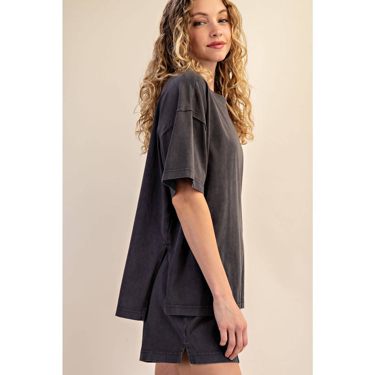 PRISCILLA  MINERAL WASHED COTTON OVERSIZED SLIT TEE & SHORTS