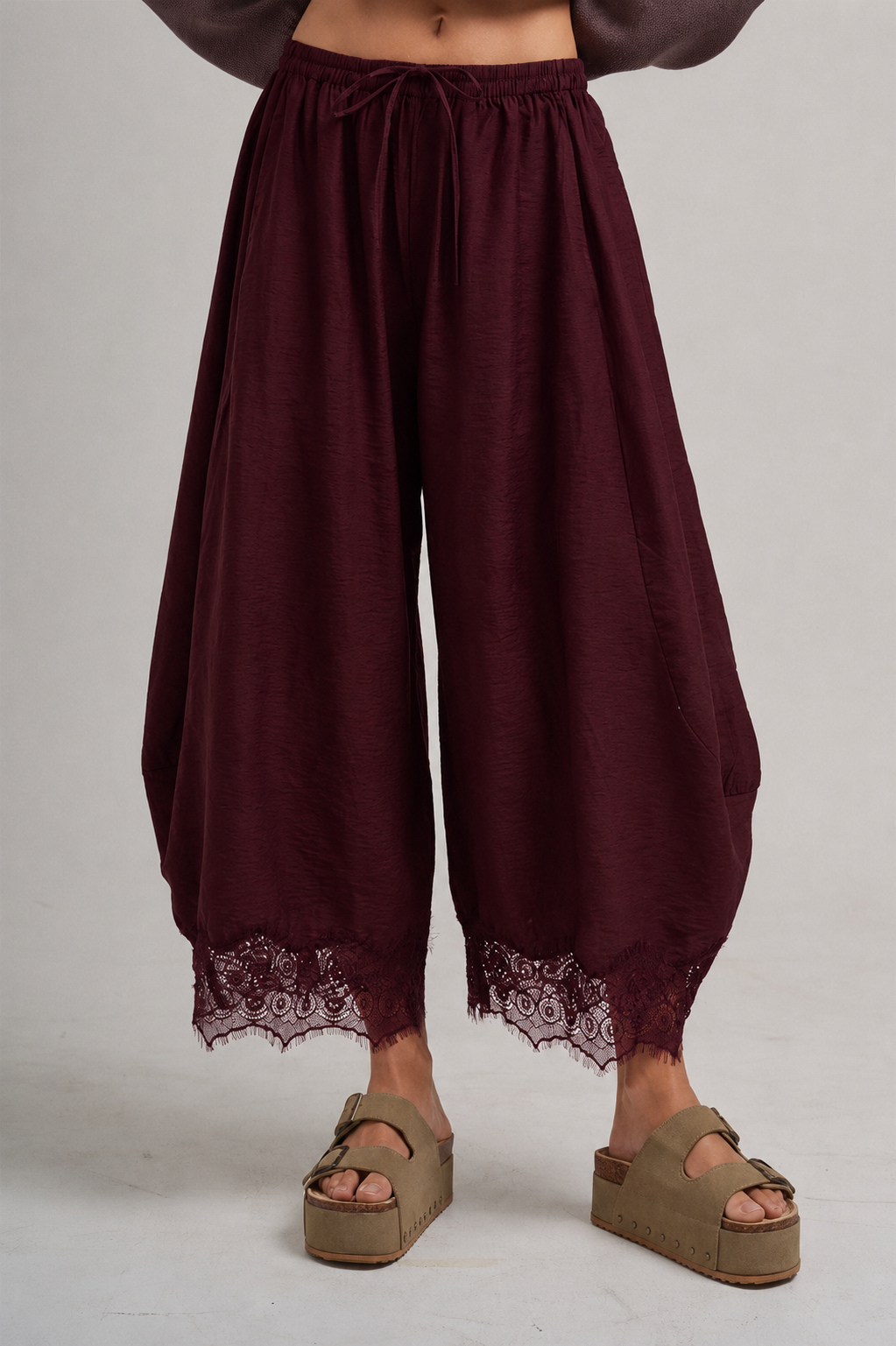 CECE FLOWY WIDE BALLOON LEG PANTS