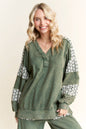 MineralWash Vneck floral detailed terry top HT5950
